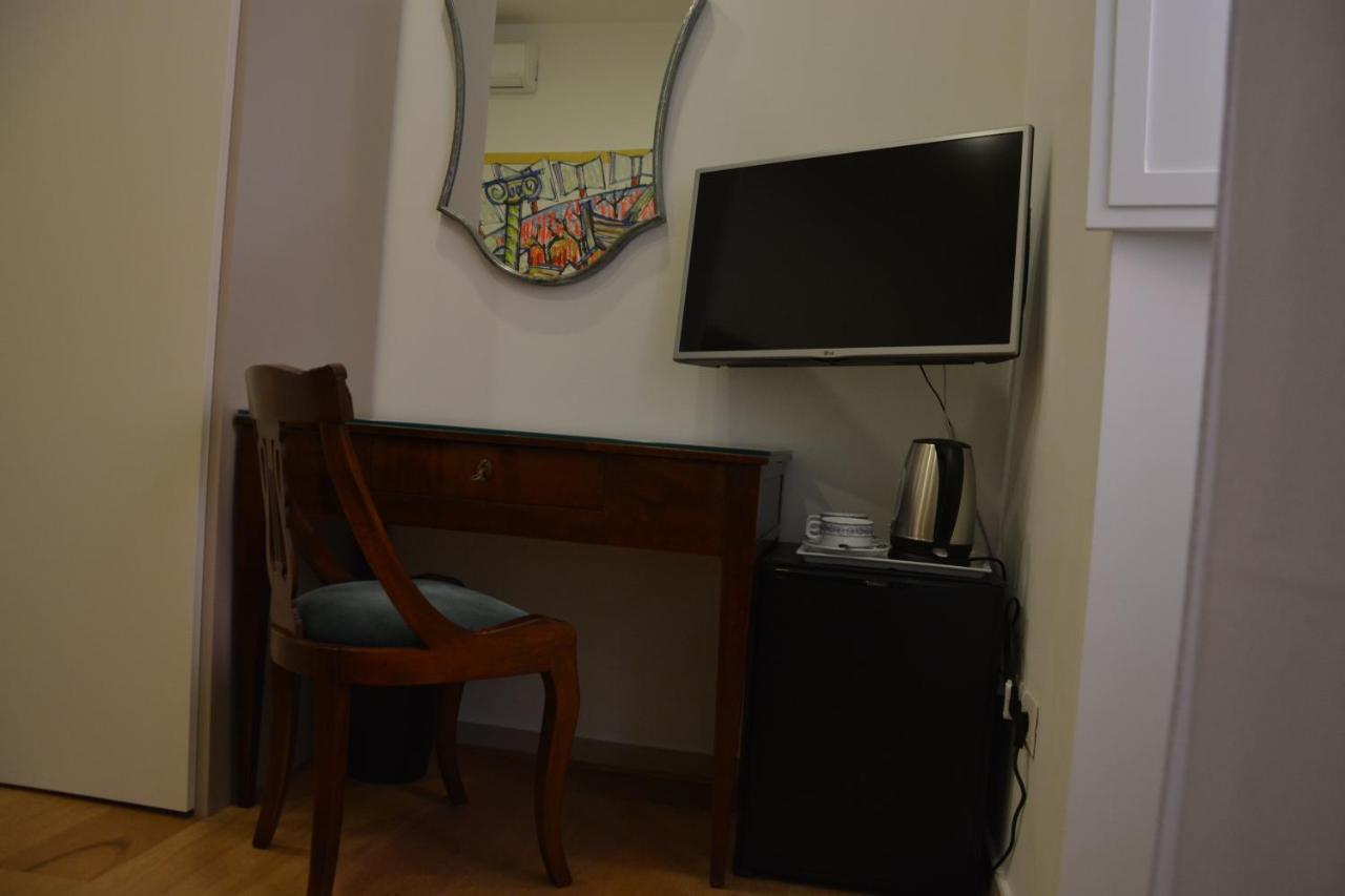Dimora Megaride Bed & Breakfast Napoli Eksteriør bilde